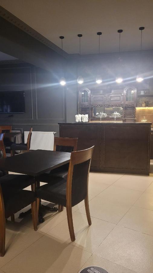 Hotel Plaza Tbilisi Zewnętrze zdjęcie