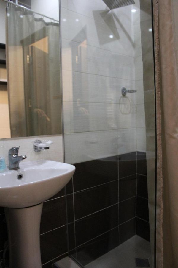 Hotel Plaza Tbilisi Zewnętrze zdjęcie