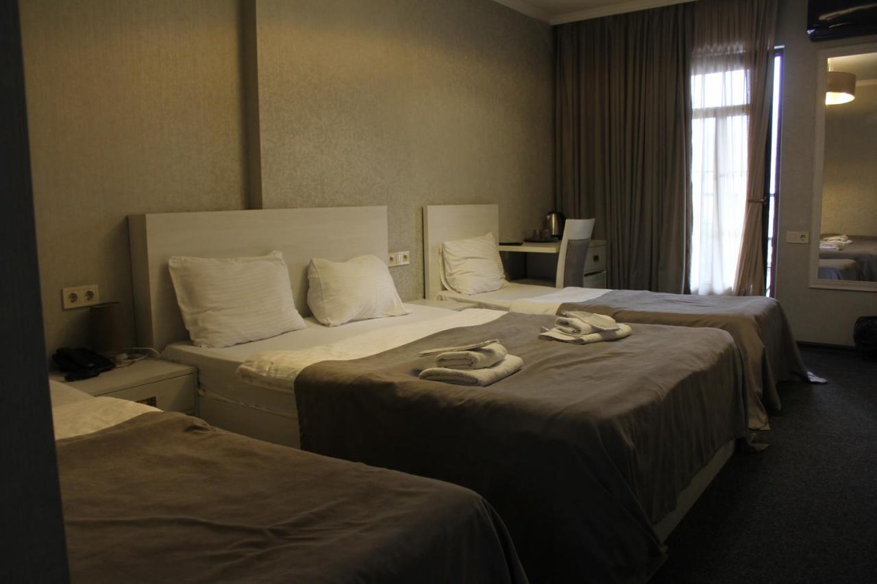 Hotel Plaza Tbilisi Zewnętrze zdjęcie